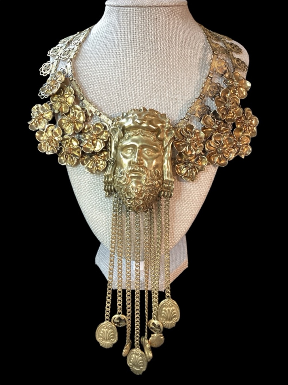 GUCCI 2020 Hercules Floral Detail Collar Necklace IT’s HUGE!